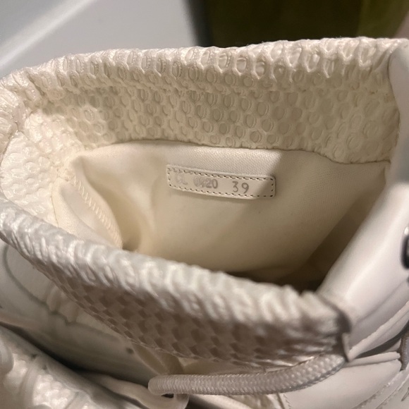 Christian Dior Snow Boots - Picture 6 of 6